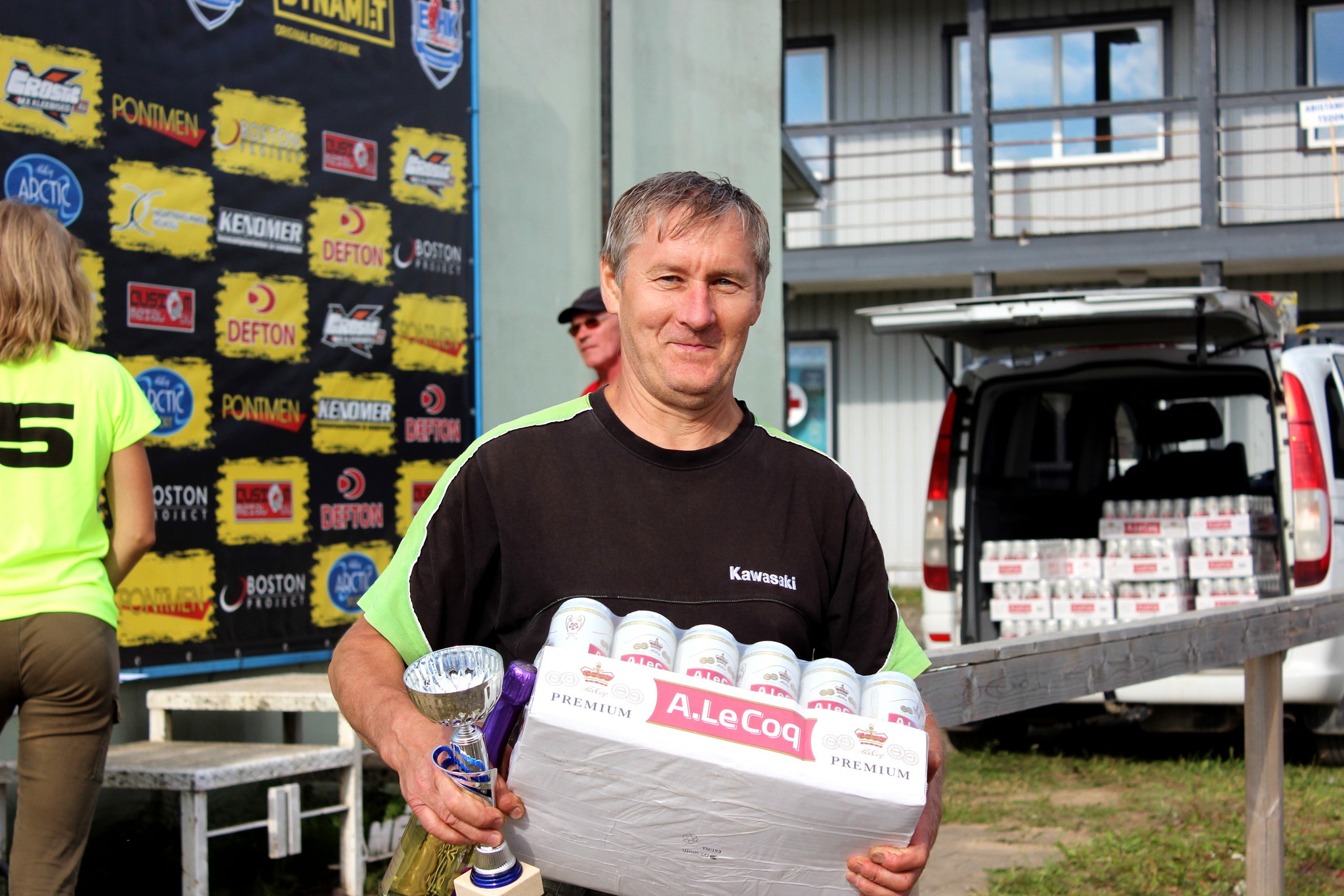 Facebooki auhinnamäng